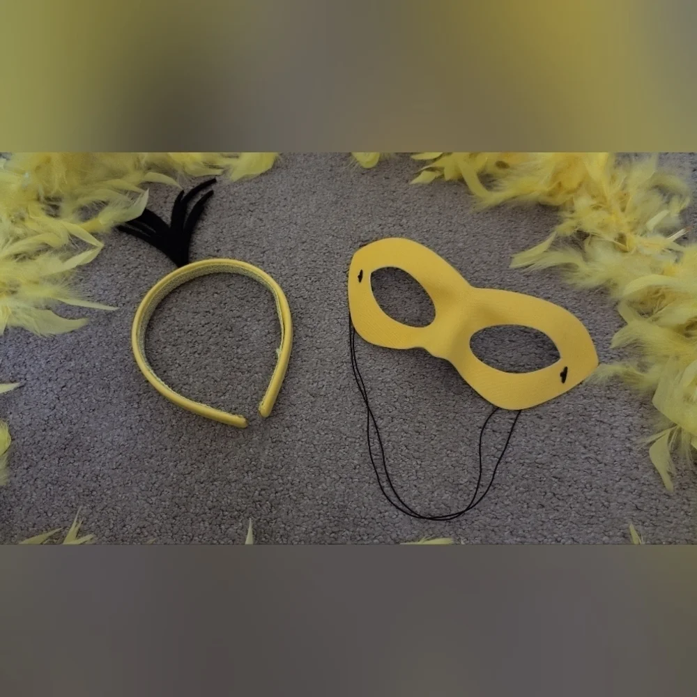 Halloween Yellow Big Bird/ Woodstock Set: Includes Mask, Headband And Boa